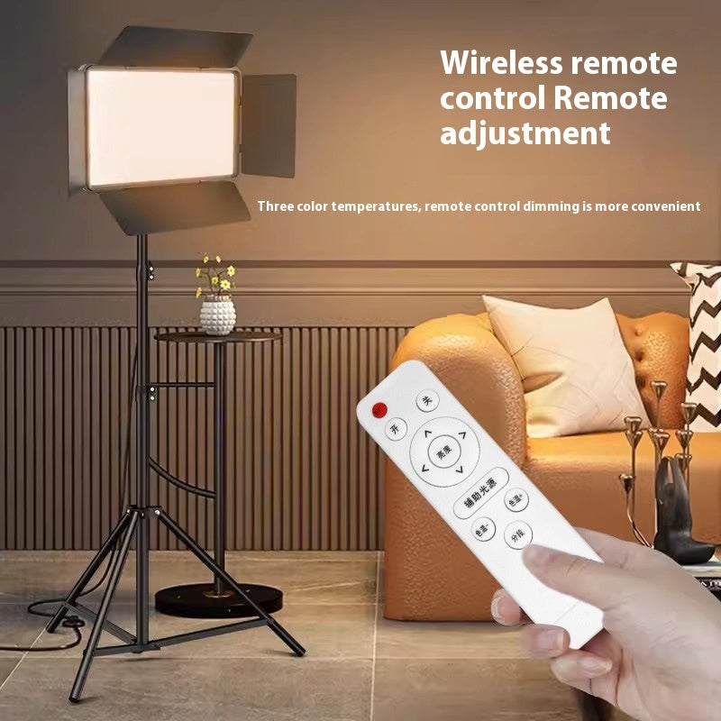 Mobile Live Streaming Fill Light for Content Creation